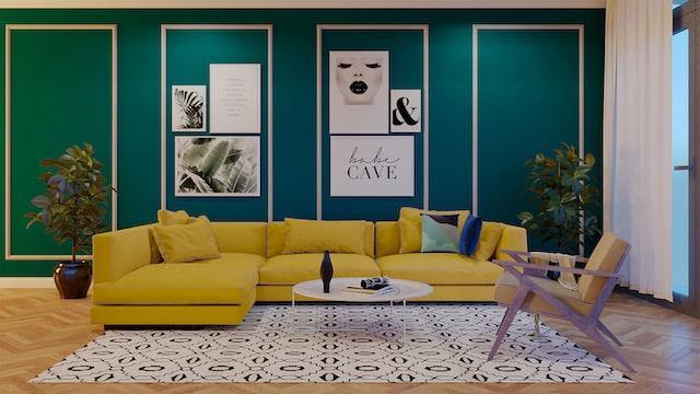 Sufragerie cu o canapea mare galbenă