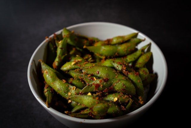 Bol cu edamame gătite