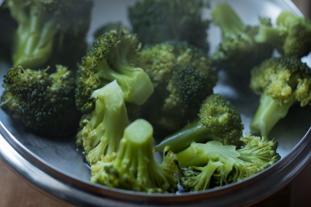 Broccoli în tigaie