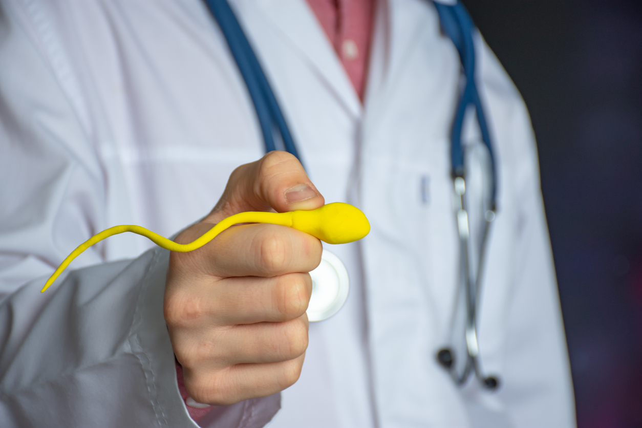Spermatozoid de plastic-concept infertilitate la bărbați