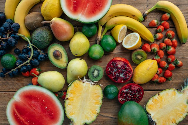 Mai multe fructe