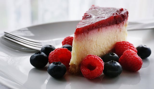 Cheesecake cu zmeura