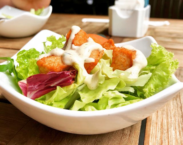 Salata verde cu sos