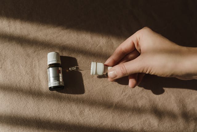 Sticluta cu acid hialuronic