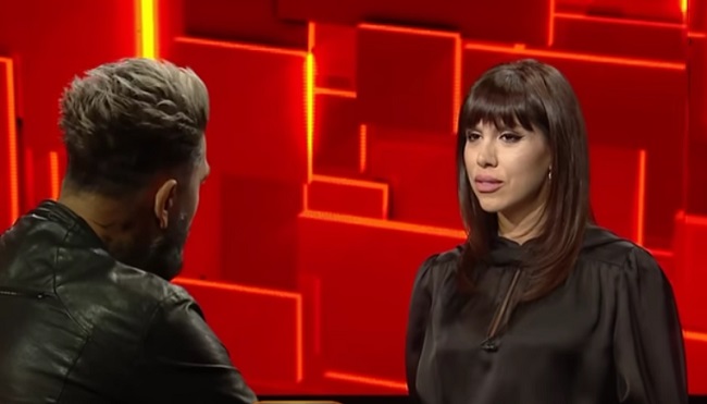 Connect-R și Denise Rifai, în timpul interviului din cadrul emisiunii „40 de întrebări cu Denise Rifai”