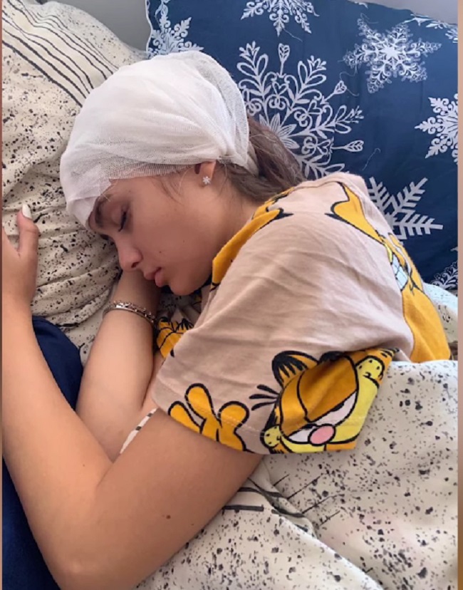 Iuliana Beregoi, dormind după accidentul prin care a trecut pe data de 13 octombrie 2020