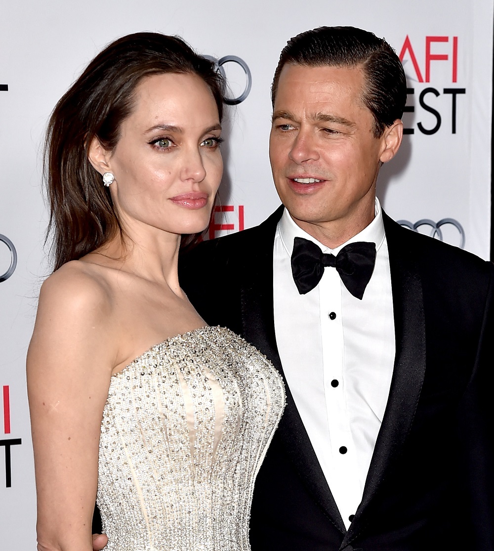 Actrița Angelina Jolie și actorul Brad Pitt pozează în timpul premierei filmului „By the Sea” de la Universal Pictures, în timpul AFI FEST 2015