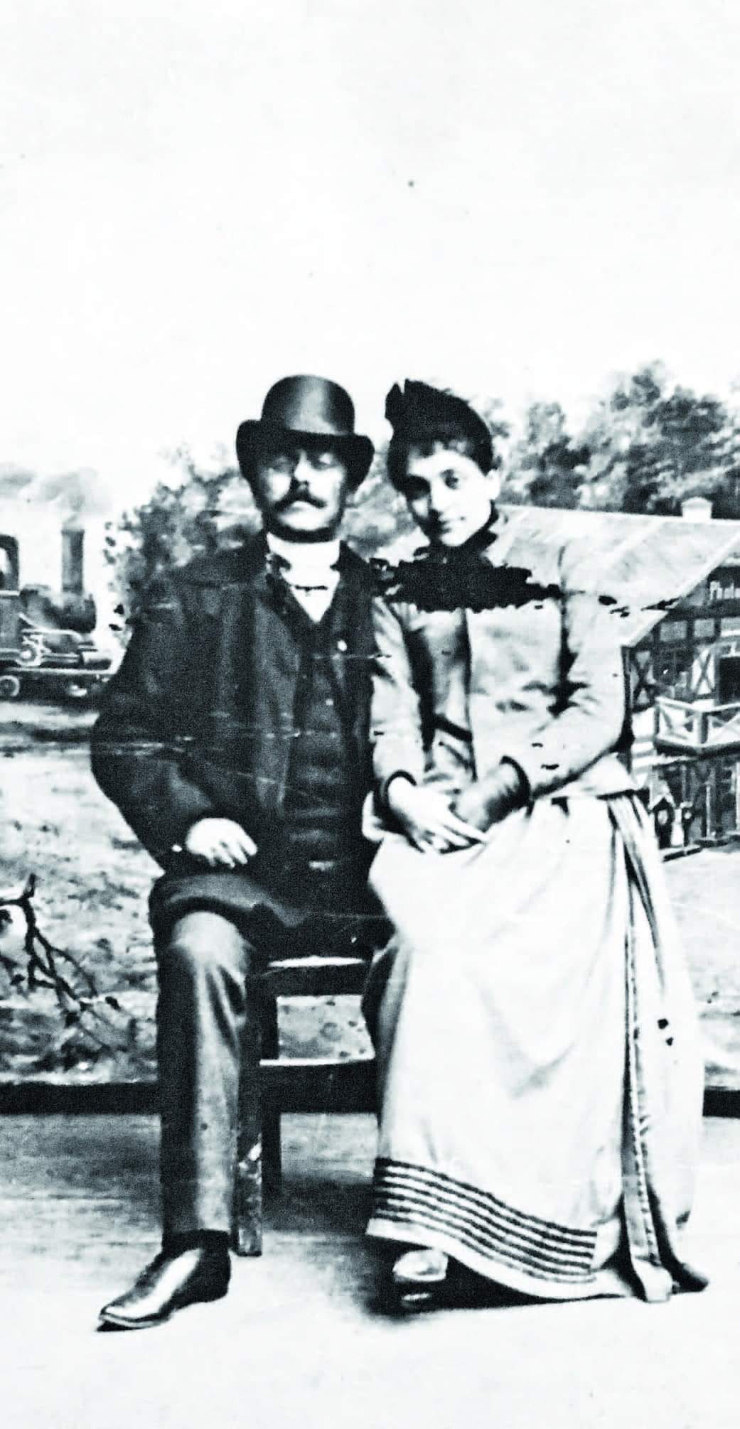 Ion Luca Caragiale alături de soția sa Alexandrina Burelly