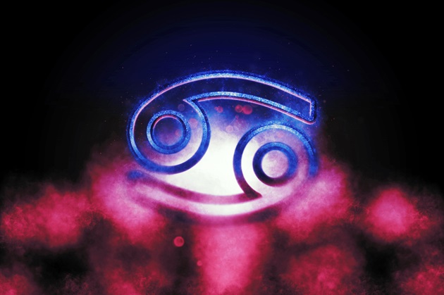 Ilustrație zodia Rac, simbol conturat cu albastru, pe un fundal colorat în negru și roz