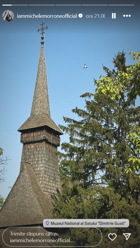 Imaginea surprinsă de Michele Morrone la Muzeul Național al Satului „Dimitrie Gusti” din București și postată pe InstaStory