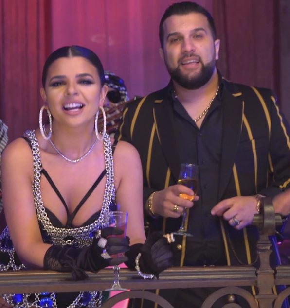 Laura Vass și Tzancă Uraganu la filmările unui videoclip