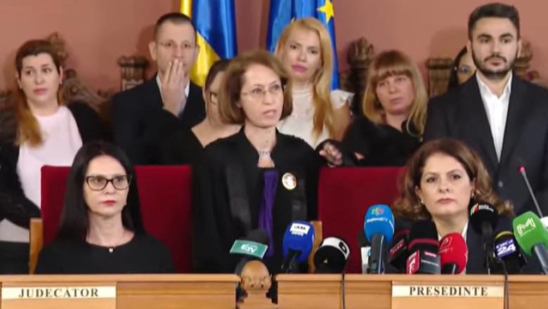 Judecătorii de la Conferința de presă de la Curtea de Apel București, alături de Liana Nicoleta Arsenie, președintele CAB