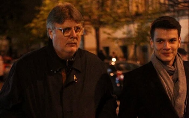 Imagine mai veche &icirc;n care apar Gino și Mario Iorgulescu, pe vremea c&acirc;nd mergeau &icirc;mpreună la petreceri, &icirc;nainte de accidentul t&acirc;nărului