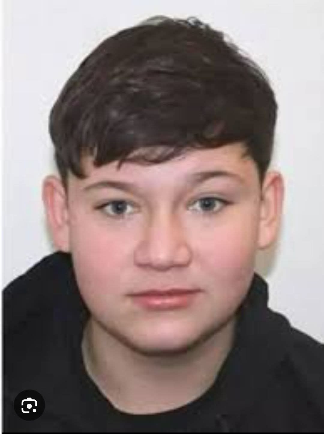 Portretul lui Alin Mario Berinde, realizat &icirc;n timp ce era &icirc;mbrăcat &icirc;n negru