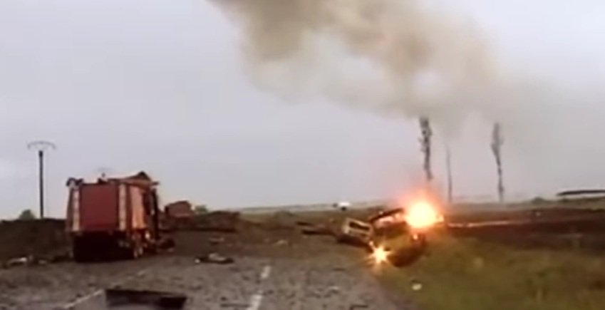Imagine surprinsă imediat după explozia de la Mihăilești, Buzău, din 24 mai 2004
