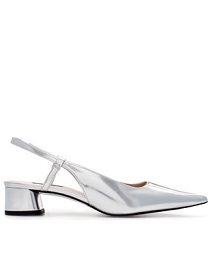 kitten heel