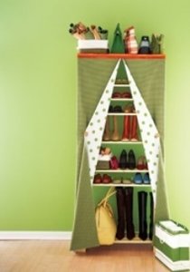 raft cu draperie