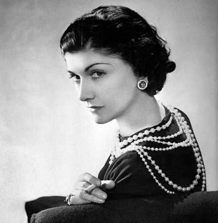 coco_chanel_cropped_bucle