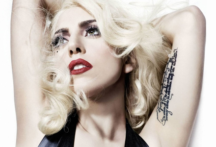 tatuaje cu semnificatii Lady Gaga