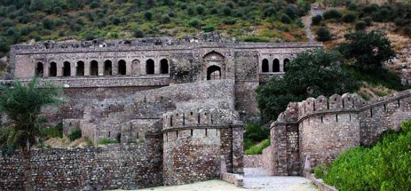 bhangarh_fort,_alwar_district,_rajasthan