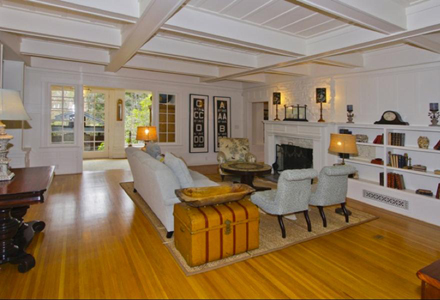 living_mark_zuckerberg