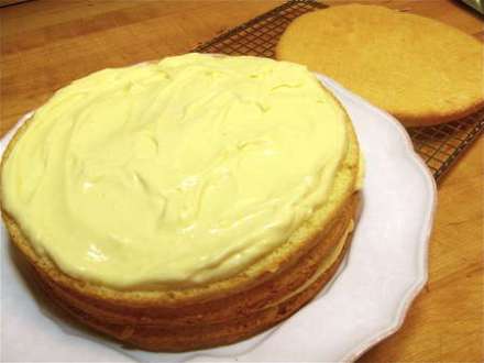 Crema tort