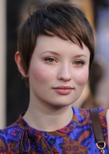 coafuri de ocazie retro par scurt Emily Browning