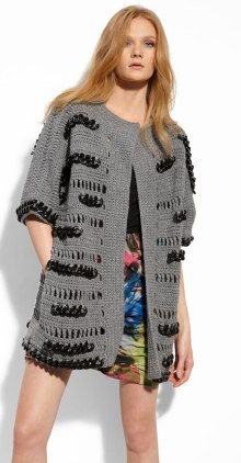 poza pulover tricotat Diane von Furstenberg