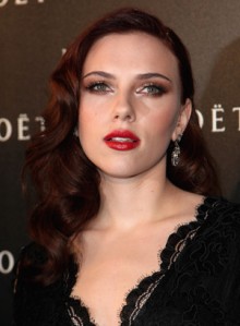 poza ten deschis Scarlett Johansson