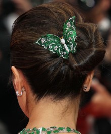 poza accesorii de par fluture Michelle Yeoh