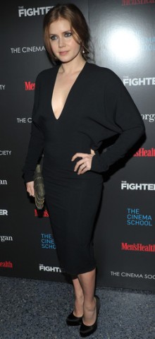 poza rochie neagra Amy Adams