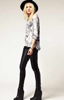 Leggings din piele