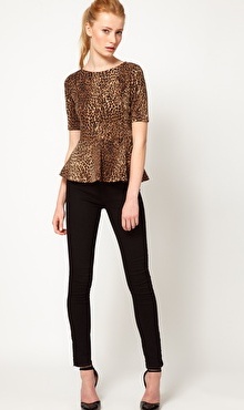 blugi cu top peplum