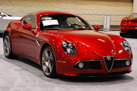 Alfa Romeo 8C Competizione masini auto