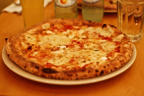 Pizza quattro formaggi