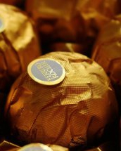 Cum se prepară cele mai bune bomboane Ferrero Rocher de casă