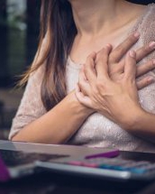 Înțepături în inimă: cauze și tratament