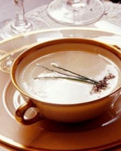 Supa crema de praz - un gust familiar intr-o forma noua!