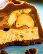 Cel mai delicios desert pe care l-ai mâncat vreodată: prăjitura Snickers