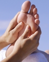 Durerea de calcai â din ce cauza apare, ce remedii functioneaza si cand sa mergi la medic