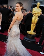 Oscar 2011: Afla ce tinute au purtat vedetele pe covorul rosu