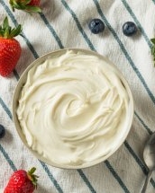 Mascarpone: beneficii și mod de consum