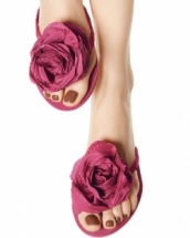 Idei in tendinte: 10 sandale confortabile pentru vara
