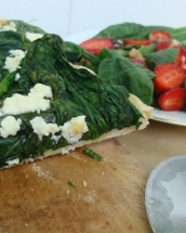 Pizza cu pesto si spanac 