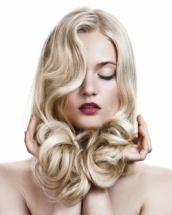 6 tipuri de culoare de par blond pe care sa le incerci in 2013