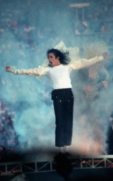 Se lanseaza un nou album Michael Jackson! Afla detaliile!