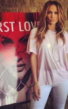 Jennifer Lopez lanseaza un nou single. Afla detaliile!