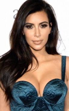 Kim Kardashian: Dumnezeu este de vina pentru ca m-am ingrasat! 