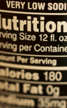 De ce nu slabesti daca te ghidezi doar dupa caloriile de pe etichete