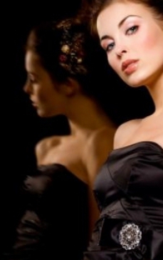 15 moduri prin care sa transformi o rochie neagra intr-o tinuta originala pentru Revelion